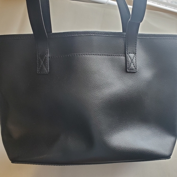 Michael Kors Black Leather Tote Bag Snall Jet Set. Gold Hardware - Picture 6 of 8